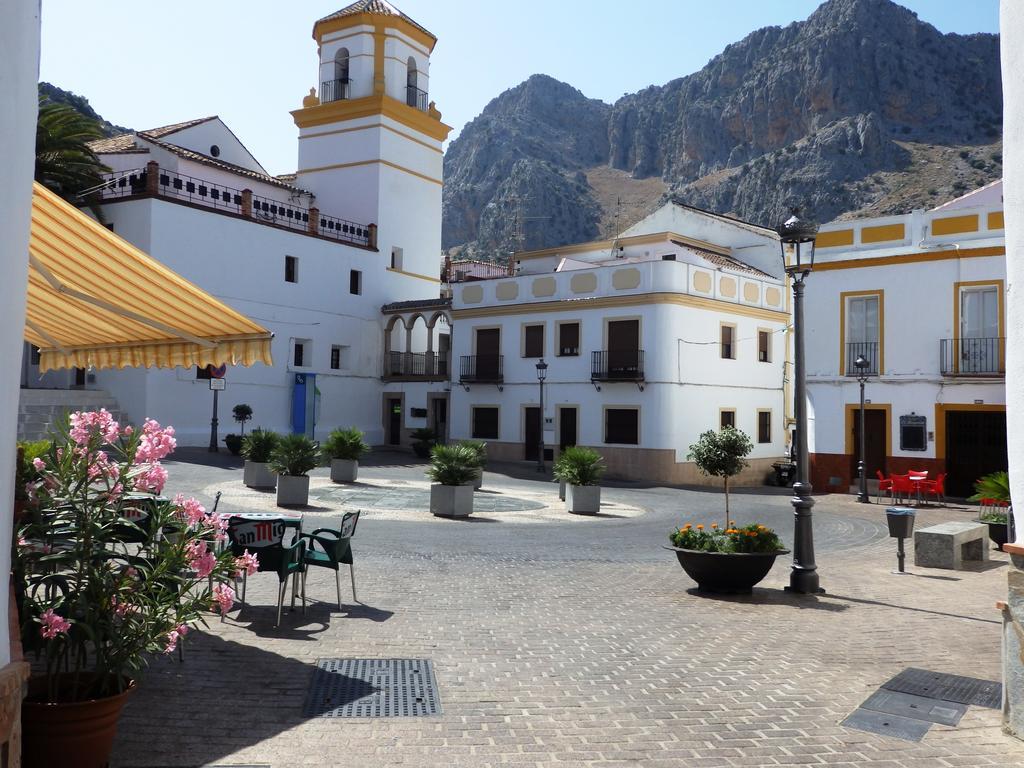 Posada Del Fresno Hotel Montejaque Exterior photo